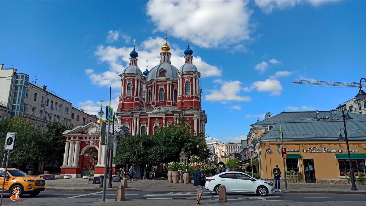 Храм Климента Папы Римского около метро Новокузнецкая