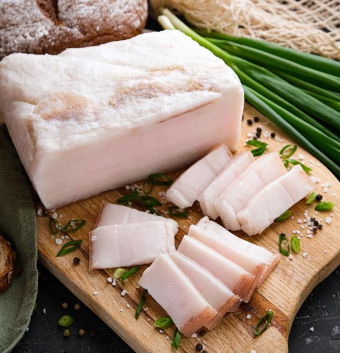 Фото от Автора рассказа с подписью: Самый лучший в мире продукт, а сытный то какой...