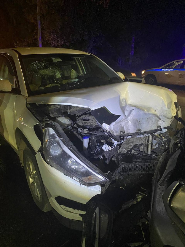    Три человека пострадали в лобовом столкновении на Луганской в Кирове