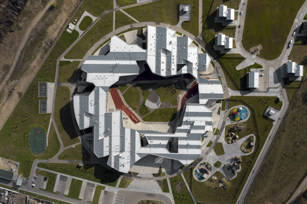 Образовательный комплекс «Новый дом» в Иркутске. Источник: Яндекс.Картинки (https://yandex.ru/images/search?text=%C2%AB%D0%A2%D0%BE%D1%87%D0%BA%D0%B0%20%D0%B1%D1%83%D0%B4%D1%83%D1%89%D0%B5%D0%B3%D0%BE%C2%BB%20%D0%B2%20%D0%98%D1%80%D0%BA%D1%83%D1%82%D1%81%D0%BA%D0%B5)