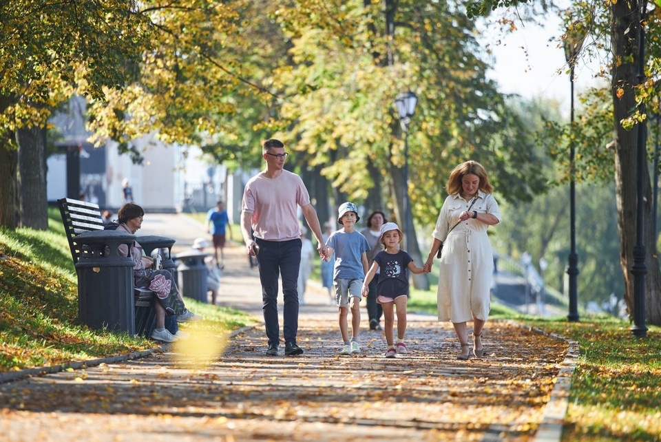    Севастопольцы интересовались, можно ли оформить выплату 5000 рублей, если нет постоянной регистрации в Севастополе, и как проверить статус уже поданного заявления. Фото: Архив «КП» Николай ОБЕРЕМЧЕНКО
