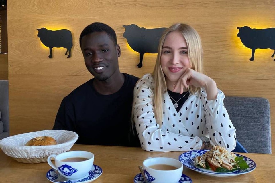    Возможно, они больше никогда бы не встретились, если бы Мухамед сразу же не проверил правильность номера. Фото: предоставлено героями публикации