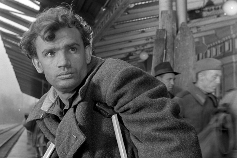 Кадр из фильма «Баллада о солдате» (1959 году). Режиссёр - Григорий Чухрай