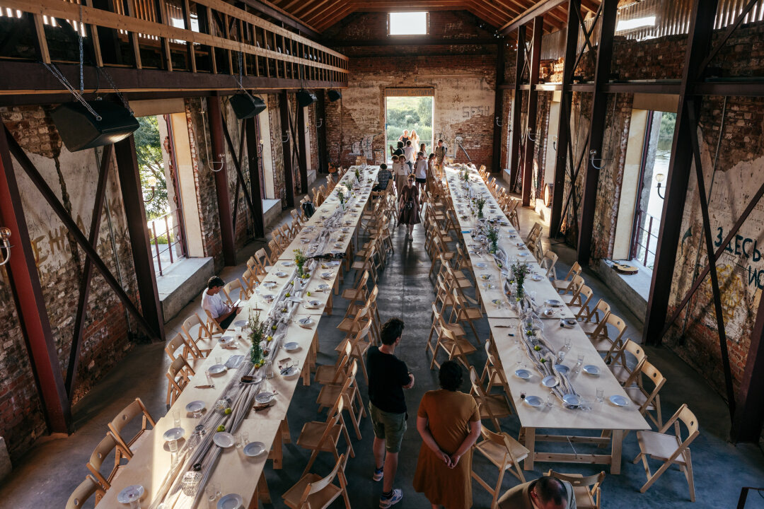    Спектакль «Список Паперной» Фото: Фото: Владимир Никонов, изображение предоставлено Собака.ru фестивалем "Сенокос"