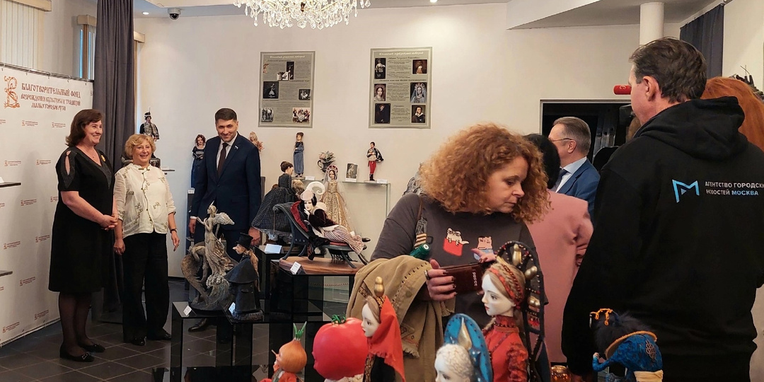 Выставочная деятельность секции художественной куклы ТСХ ДПИ 2024-2025 гг.