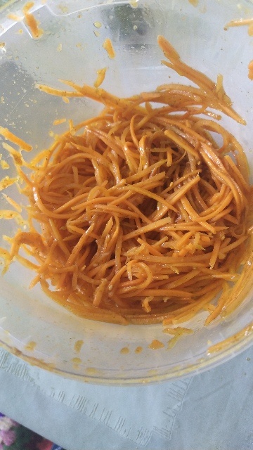 Морковка по-корейски