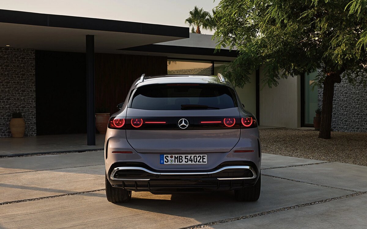 Mercedes-Benz GLC with EQ Technology (Фото: Mercedes-Benz)