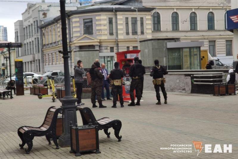    Читатели ЕАН