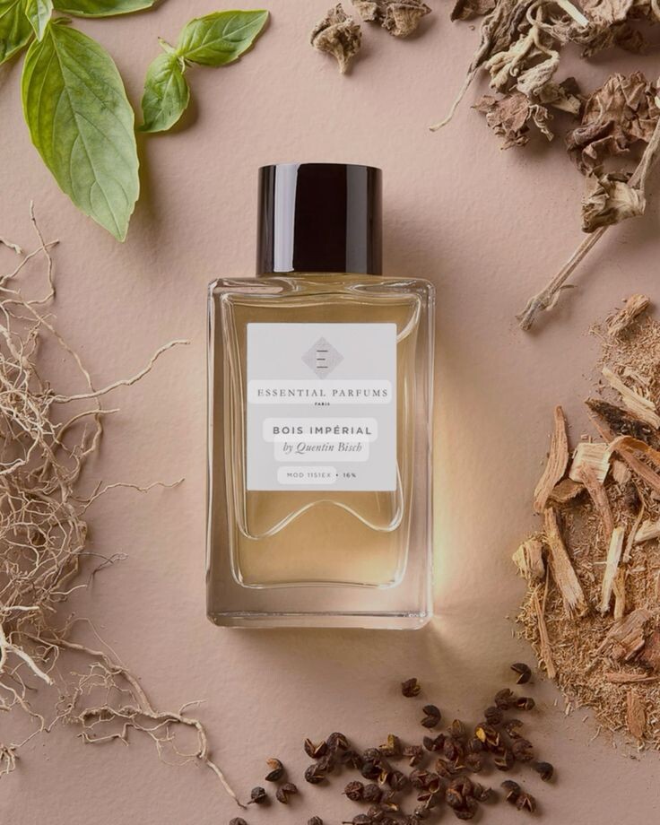  «Bois Impérial» Essential Parfums.