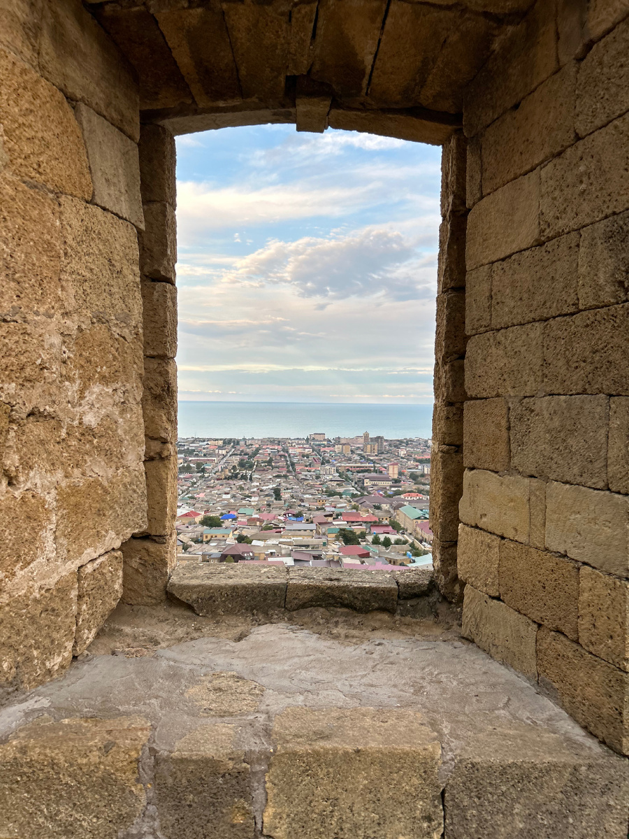 Окно в настоящее