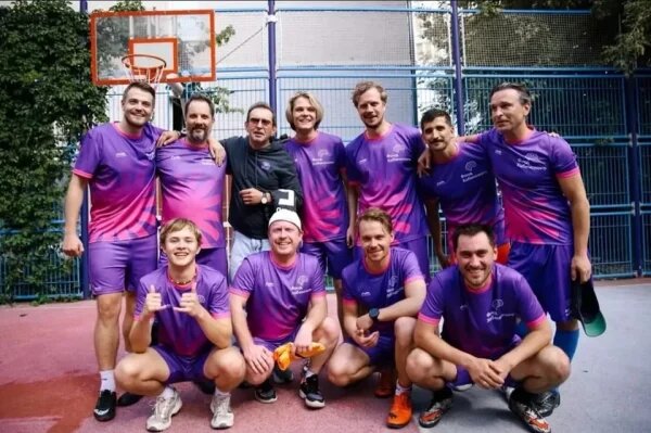    Константин Хабенский и Иван Хабенский (справа от актера). Фото: соцсети