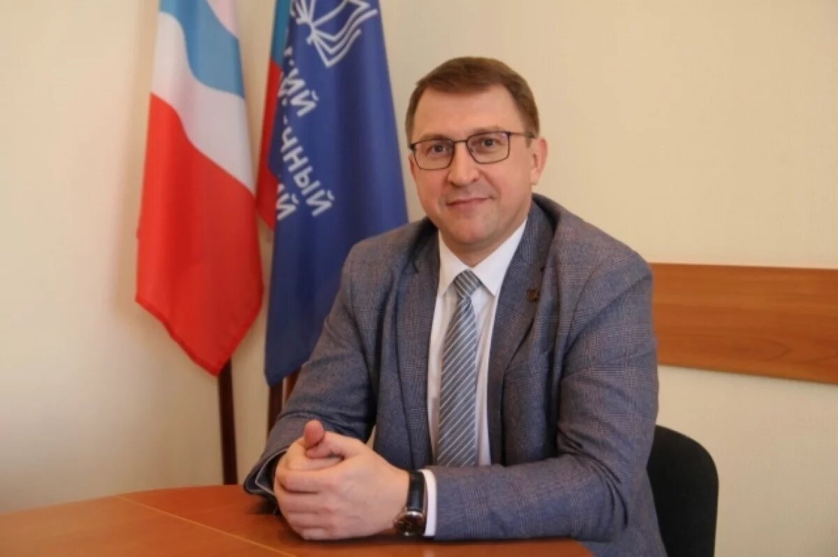    Иван Кротт предупредил о мошенниках, пишущих от его имени студентам