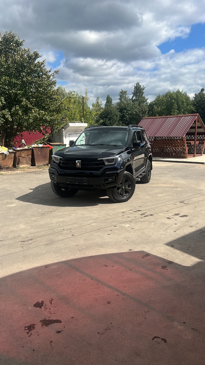 Черный на черном