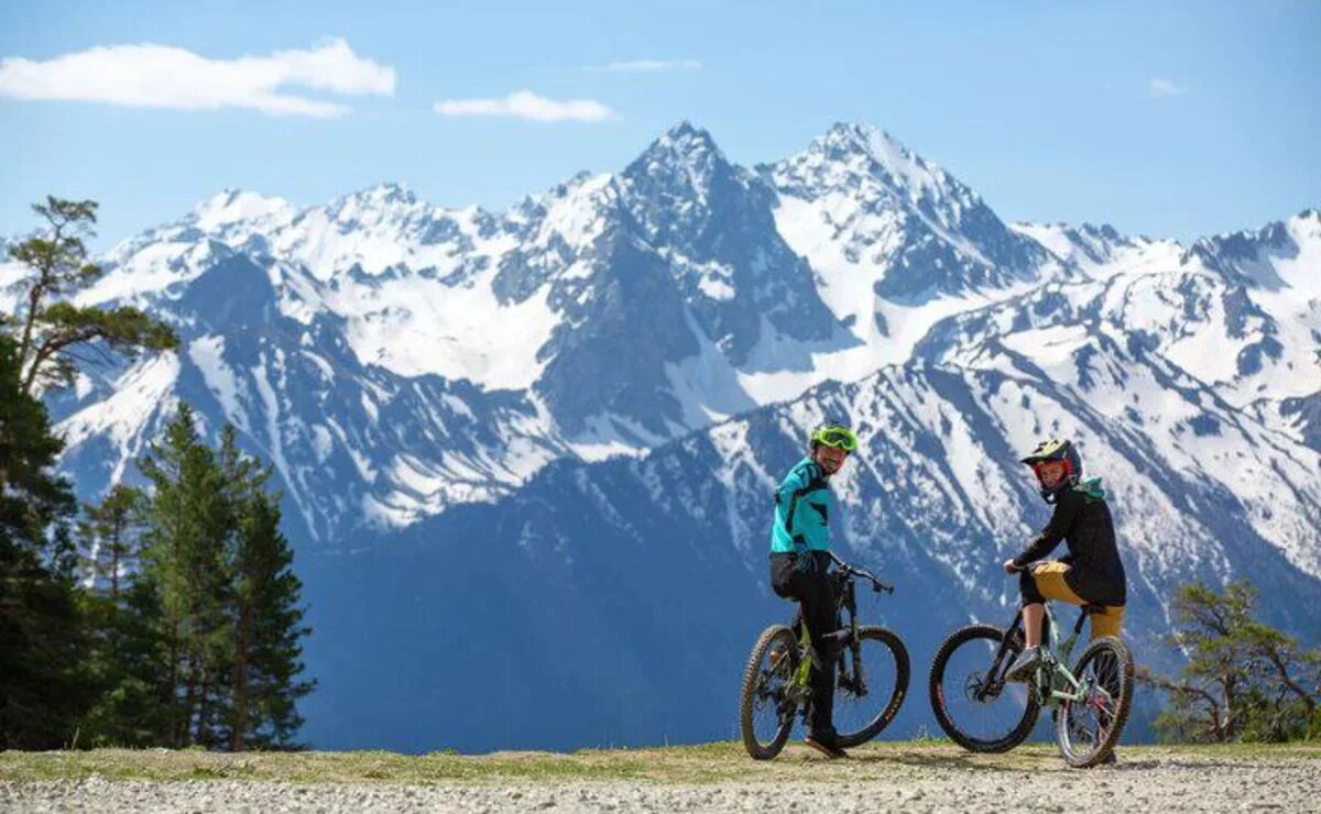   Доходы горных курортов от турпотока в межсезонье могут превысить профит от горнолыжников