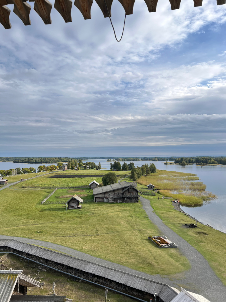 Вид с Шатровой колокольни