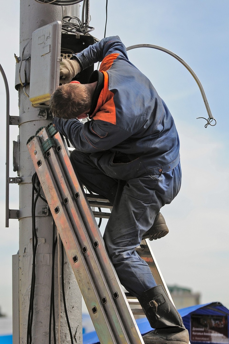    С июня по август 2025 года в электрических сетях ГУП РК «Крымэнерго» произошло 670 аварий Андрей ГРЕБНЕВ