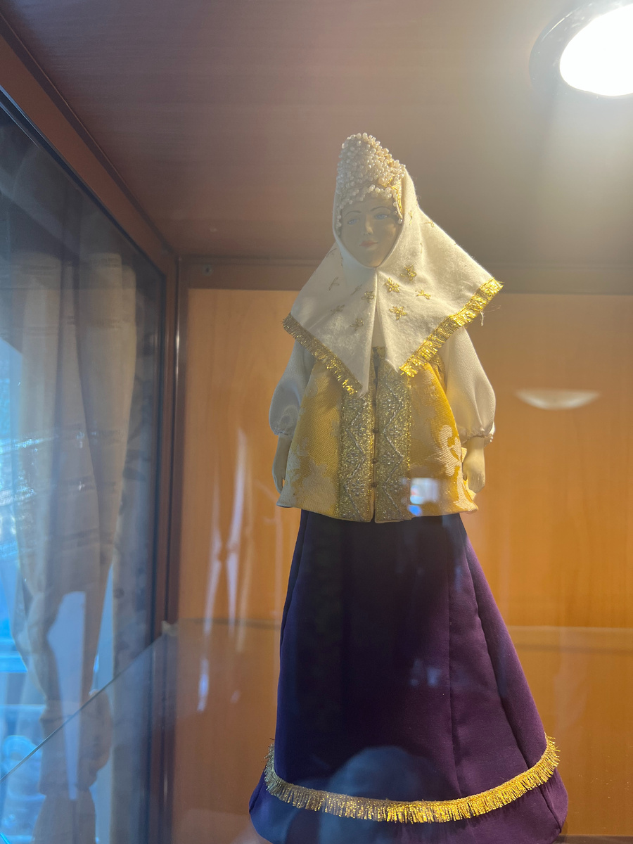 кукла работы Марии Тихоновой в КАРГАПОЛЬСКОМ, руском костюме.