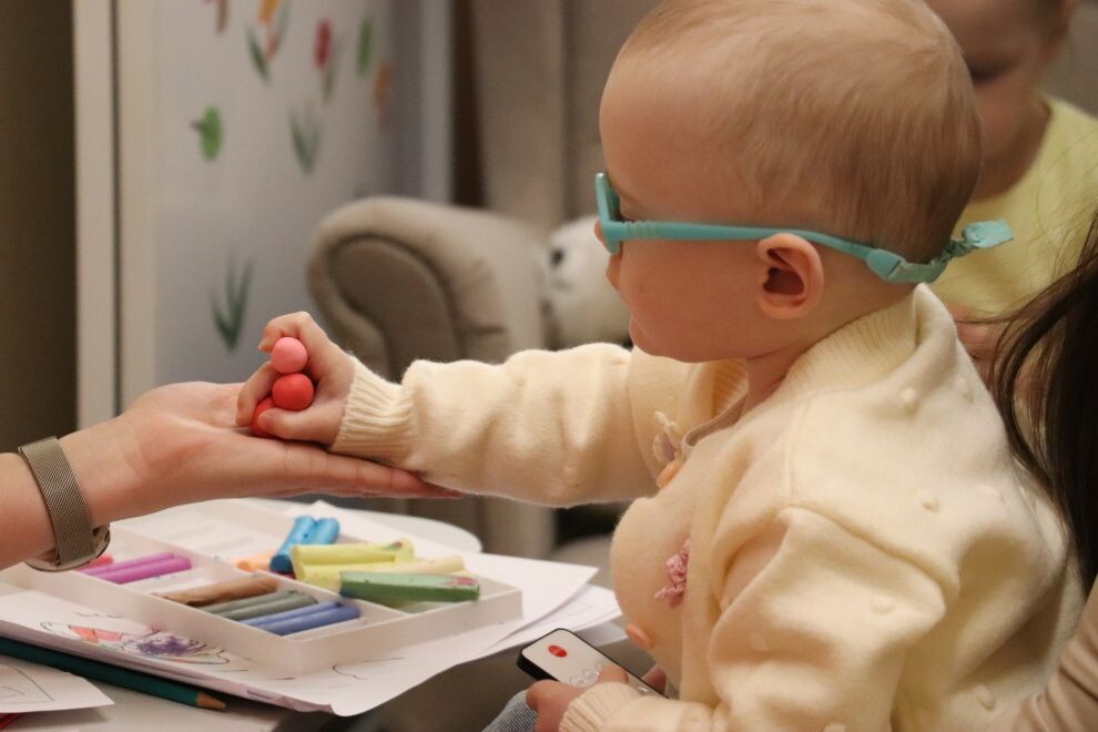    В Петербурге стартует «Школа материнства» для слабослышащих женщин