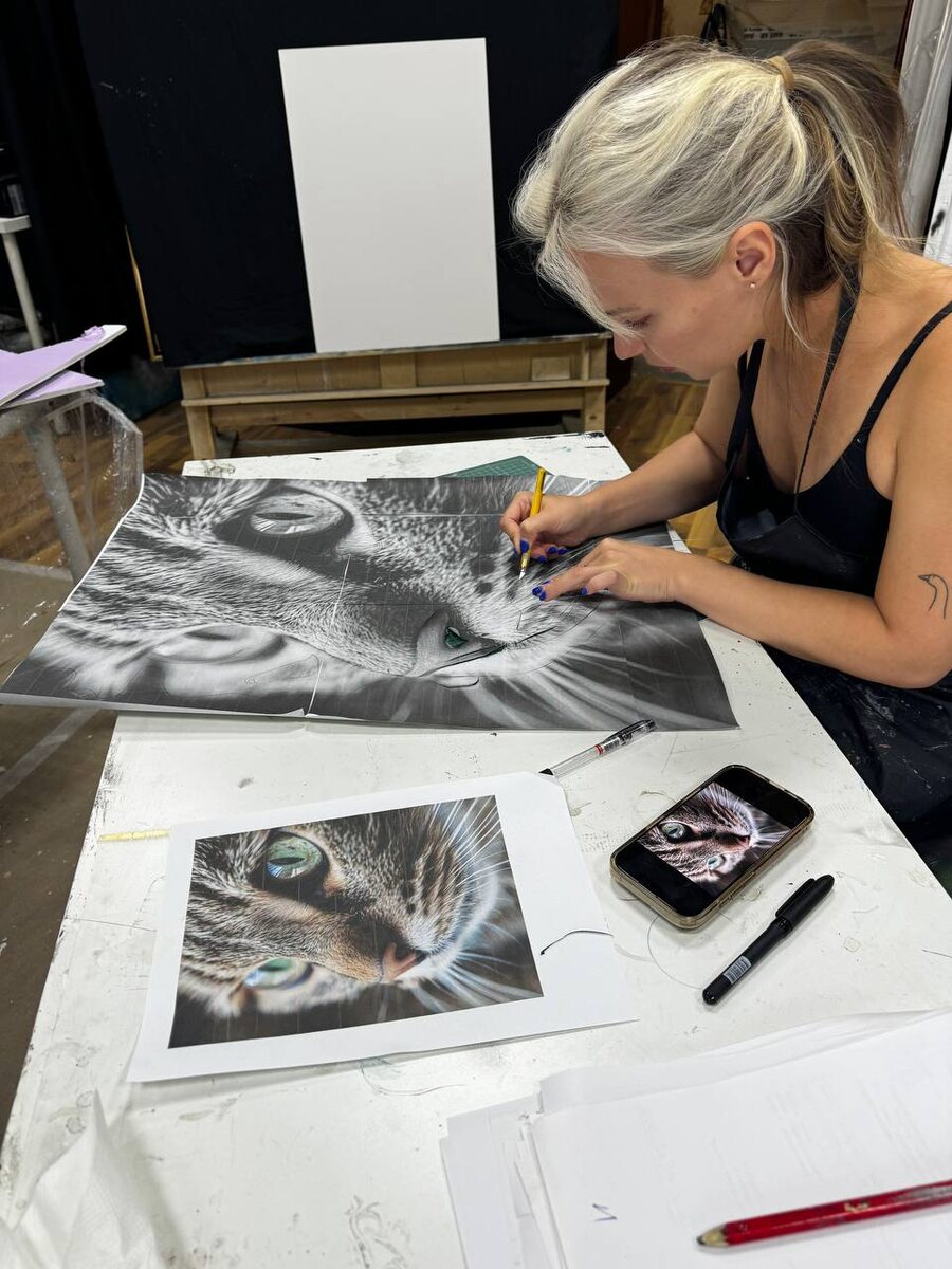 Вырезаем трафарет