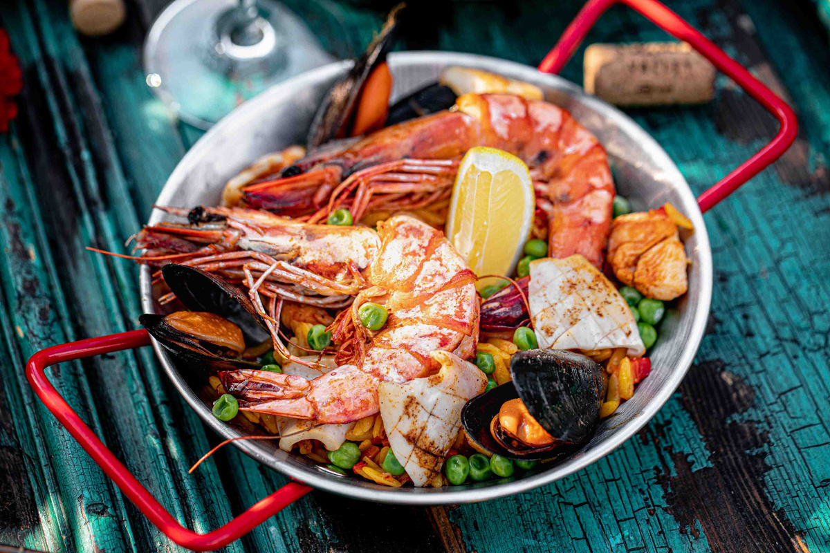 Фидеуа с морепродуктами