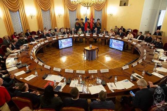    Наследники Победы против неонацизма