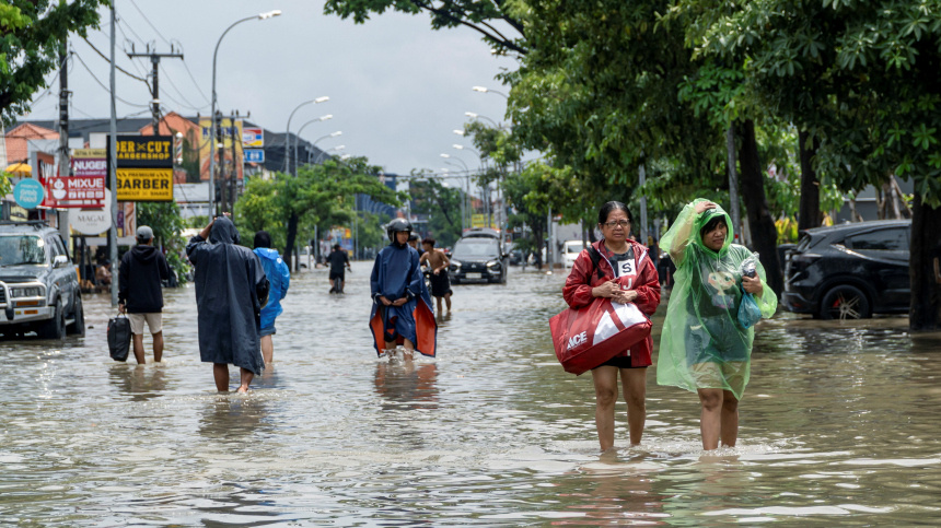    Фото: Reuters/Dicky Bisinglasi; 5-tv.ru
