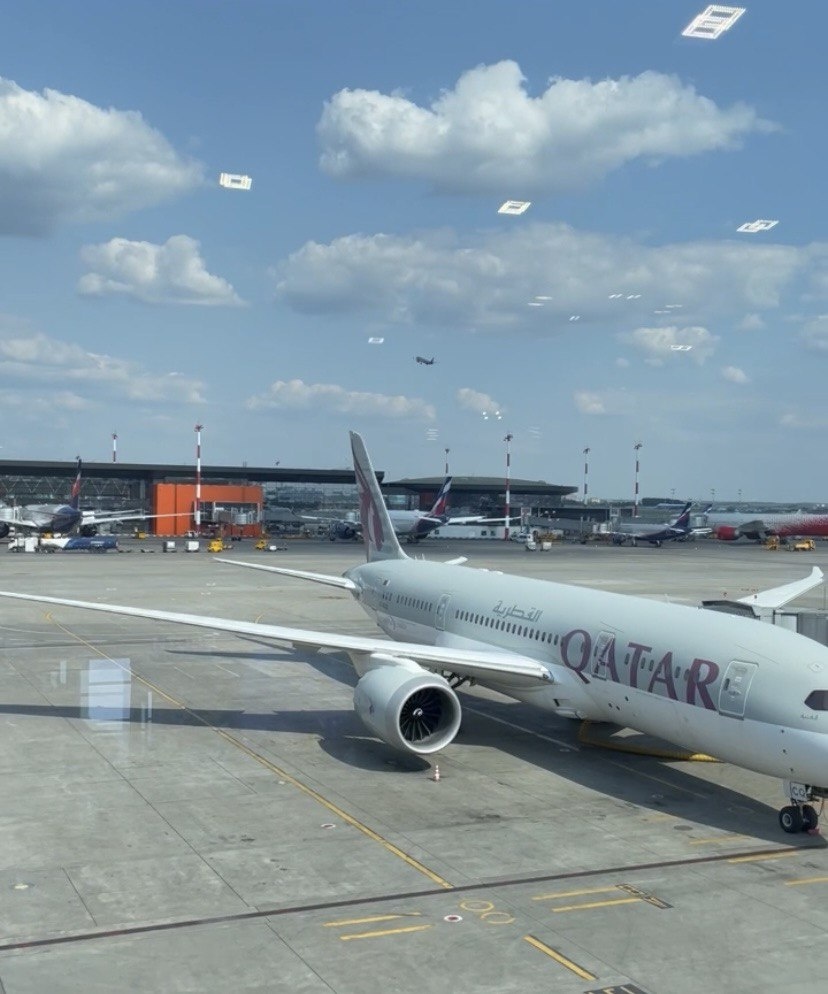 Наш самолетик. Боинг 777. Qatar Airlines.