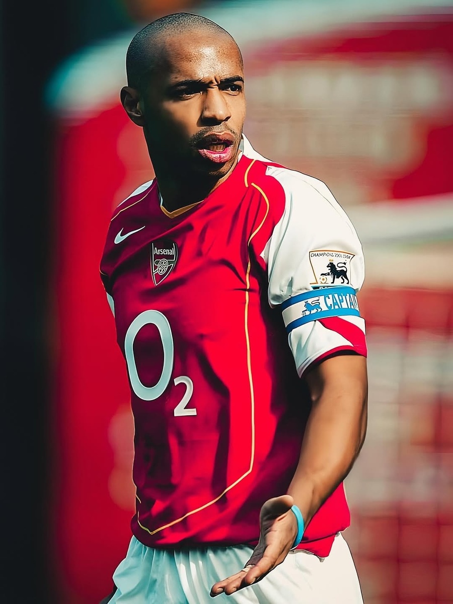 Зидан: «Анри технически самый одаренный футболист, когда-либо играл" 

 

Венгер: «За защитников было стыдно. Он забивал, когда хотел" 

 

Виалли: «Единственный способ его остановить? С пистолетом!" 