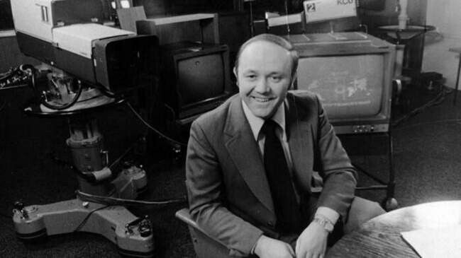 В 1973 году, перед своим дебютом в роли телеведущего, Юрий Сенкевич готовился к первому выходу в прямой эфир.