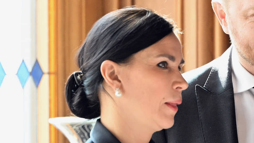 Замглавы Службы по вопросам гражданства и регистрации иностранных граждан Валентина Казакова.📷Фото: Игорь Иванко / Коммерсантъ