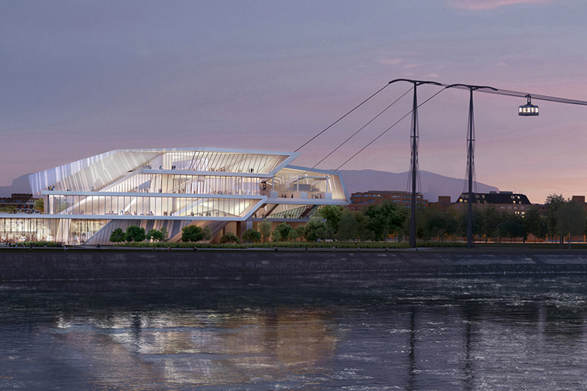 На российской стороне: четырехуровневый пассажирский терминал с современными зонами ожидания, комфортной навигацией и пространством для пересадки на другие виды транспорта