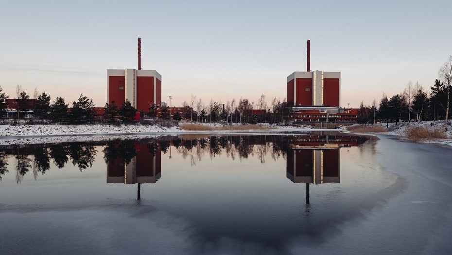    Первый и второй энергоблоки АЭС "Олкилуото". Финляндия. Автор фото: Teollisuuden Voima