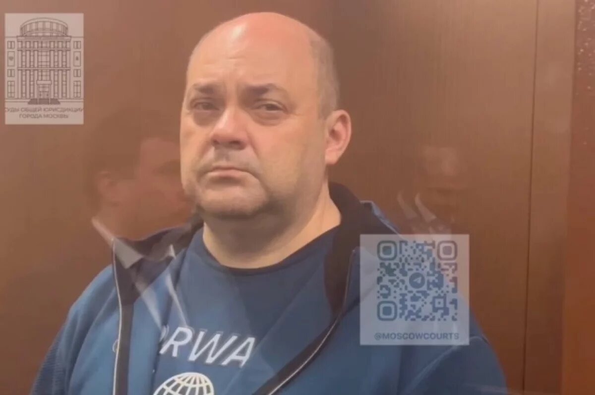    Суд продлил арест экс-губернатору Курской области Смирнову