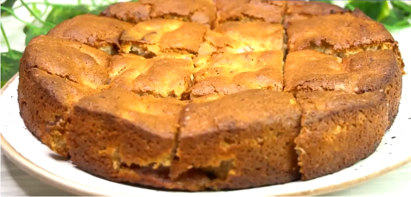 Пирог «Трухлявый пень» по рецепту из маминой кулинарной тетрадки. Благодаря этому рецепту варенье у меня не залеживается.