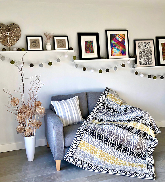 Фото изделий зарубежных мастеров взяты из свободного доступа на Раверли 