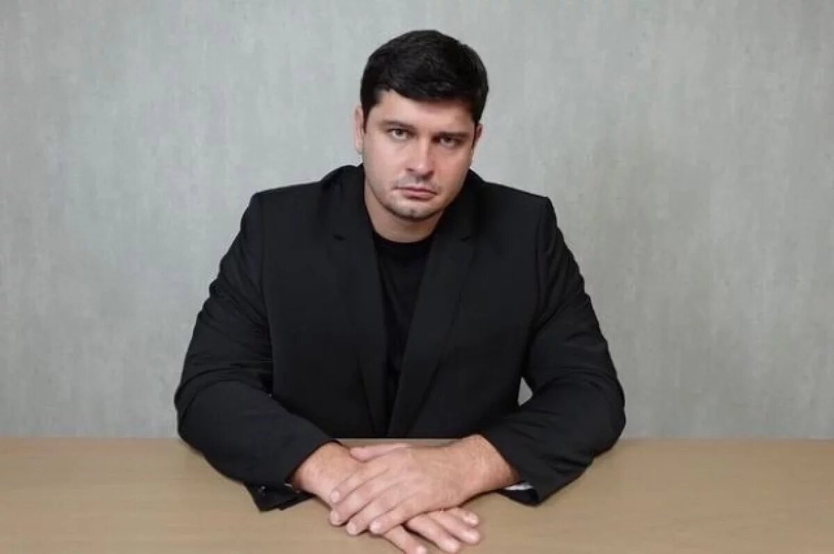    Следствие считает, что Качур возглавил преступное сообщество.