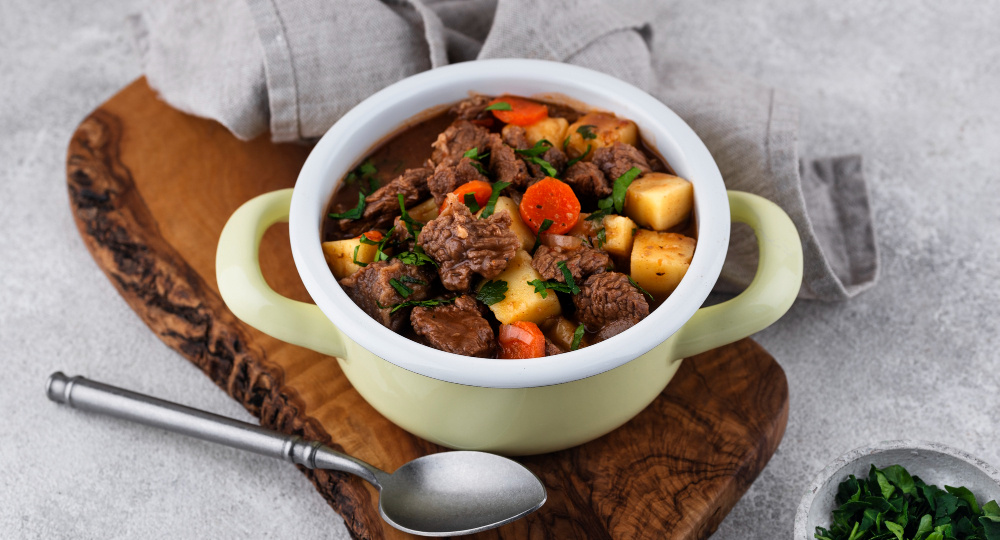 Жаркое в горшочках: традиционное русское блюдо для вашего стола