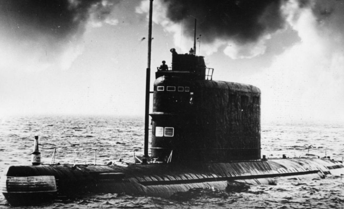  Один из интернет -ресурсов идентифицирует лодку как Б-183 на Балтике в 1987 году