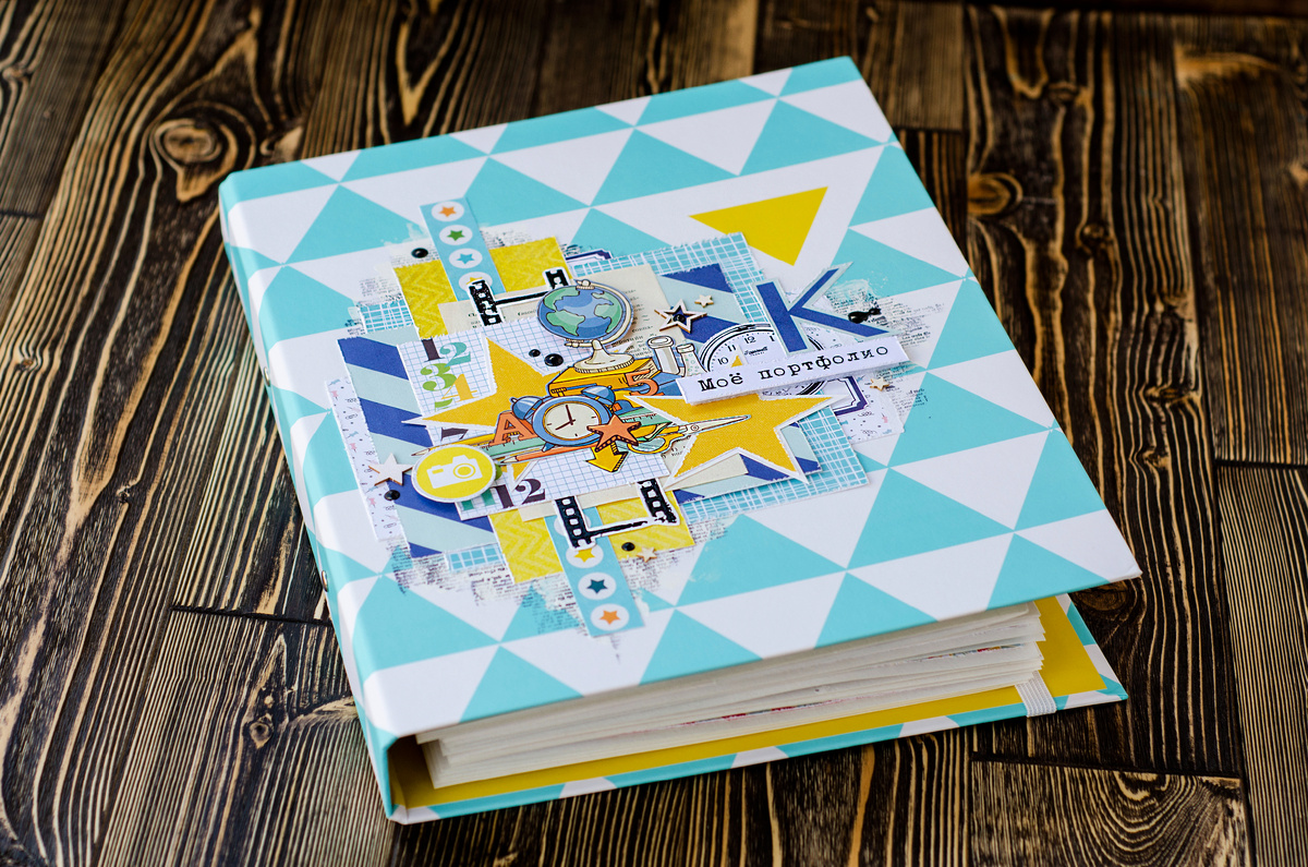 Папка на кольцах для хранения портфолио