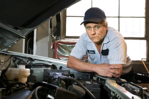 Как старый автослесарь выбирает запчасти при покупке или покупатель всегда прав.