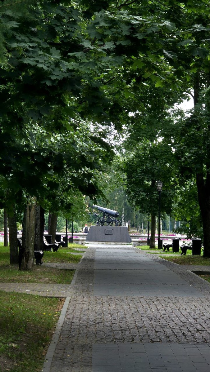 Пушечная площадь Александровский сквер