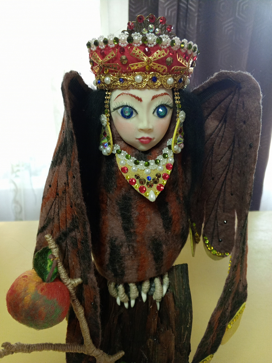 Птица Сирин из шерсти