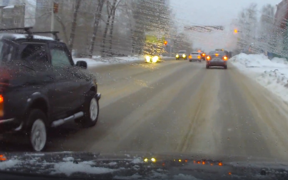 Зимой  все по другому, в том числе меняется и манера езды.