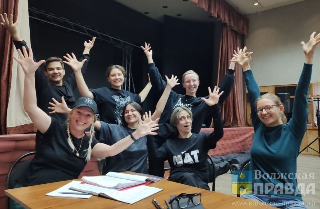     Любовь и смерть в одном флаконе: МАТ откроет театральный сезон в Волжском с «Ромео и Джульетты»
