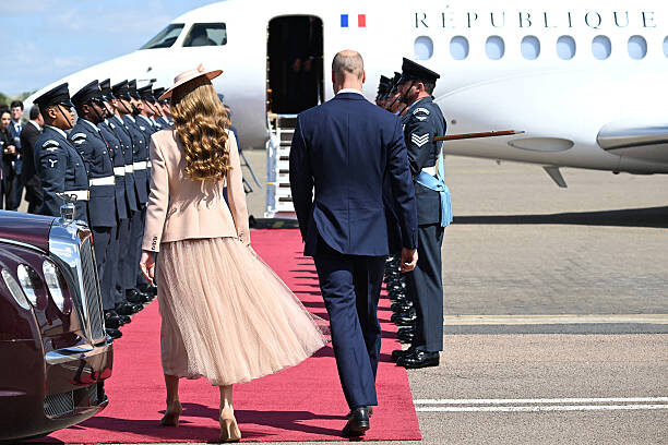 Фото JEANNE ACCORSINI/POOL/AFP via Getty Images