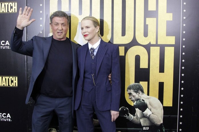 Фильм Забойный реванш» (2013) - Сильвестр Сталлоне, Роберт Де Ниро, Ким Бейсингер