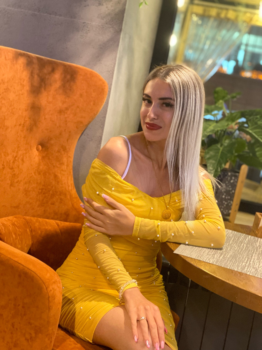 КЛЮЧЕВЫЕ СЛОВА: дружба, окружение, социальные группы. 