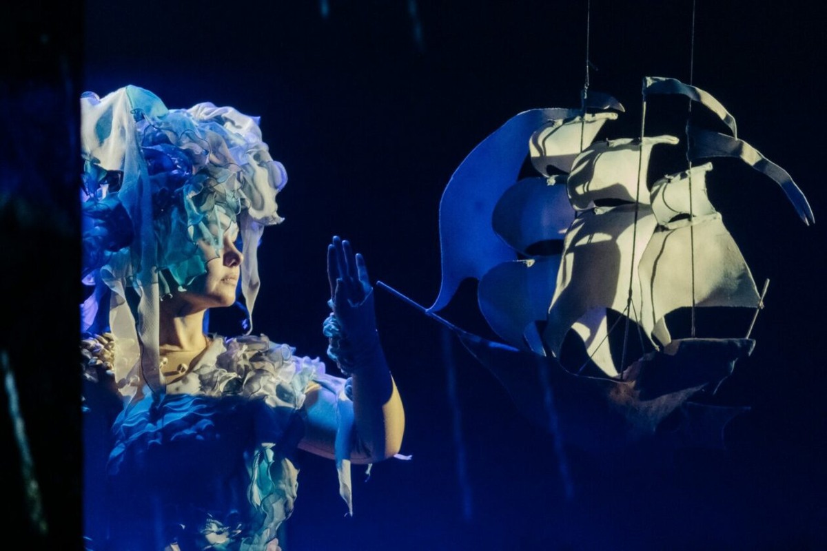 Спектакль «Пристань алых грёз», роль Фрези Грант
Фото: архив театра кукол «Аистёнок»