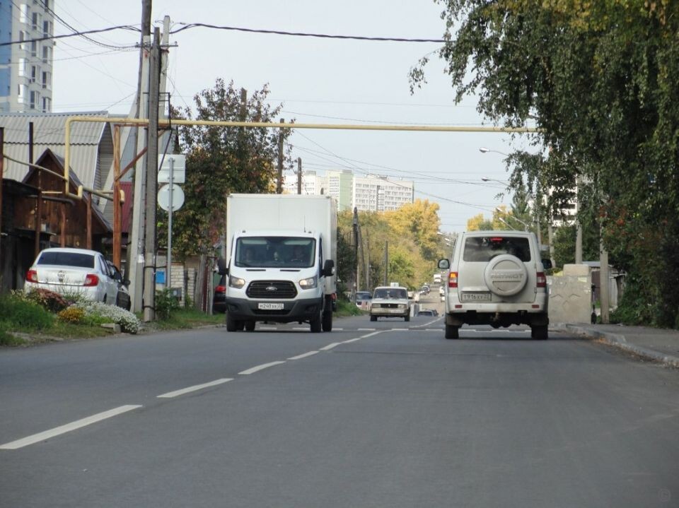    Выездное совещание по приемке дорог. Источник: barnaul.org