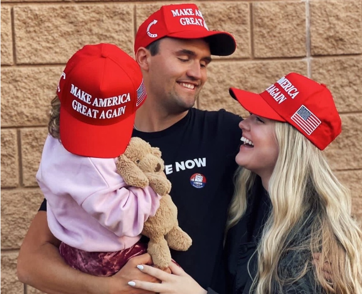 Чарли Кирк с семьёй